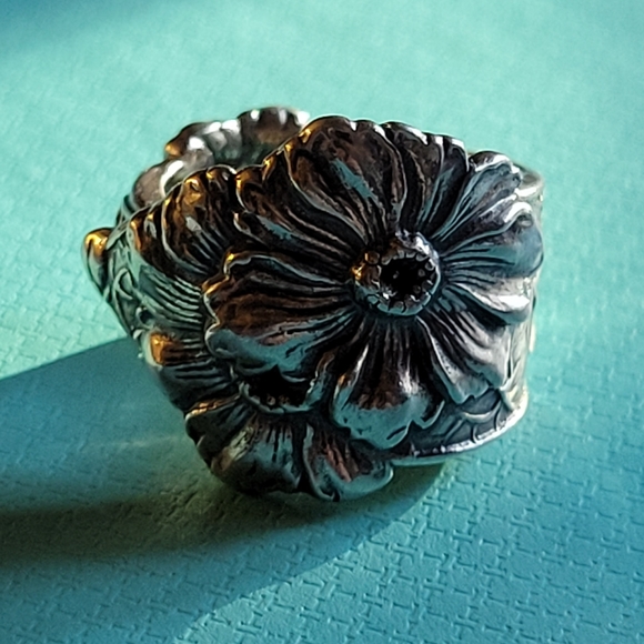 Antique Vintage Wild Prarie Roses Spoon Ring in Sterling Silver - Picture 10 of 12